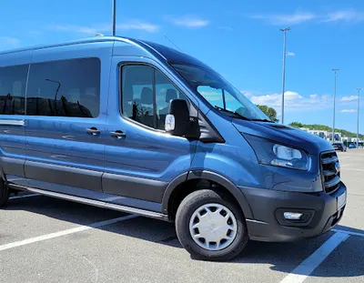 Perno Bus - Wypożyczalnia busów 9-osobowych